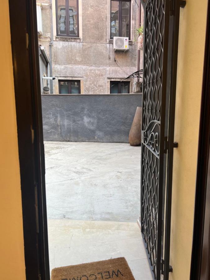 San Michele Suite - Intero Appartamento In Pieno Centro Catania Ngoại thất bức ảnh